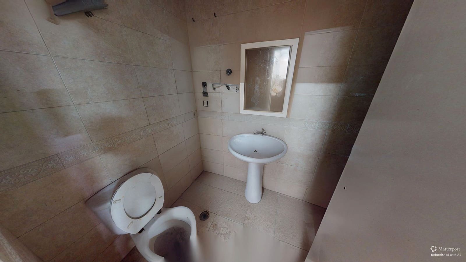 Kommersiell til salgs i El Campello - € 85 000 (Ref: 9279813)