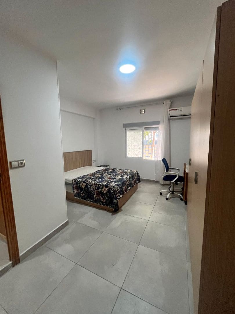 2 soverom Leilighet til leie i San Juan de Alicante / Sant Joan d'Alacant - € 300 (Ref: 9289952)