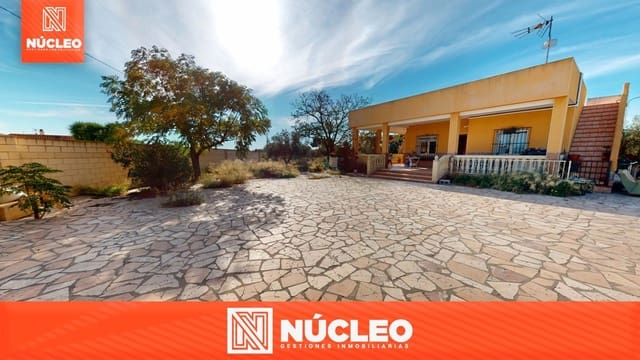 3 soverom Villa til salgs i Cañada del Fenollar, Alicante by med svømmebasseng garasje - € 270 000 (Ref: 9382398)