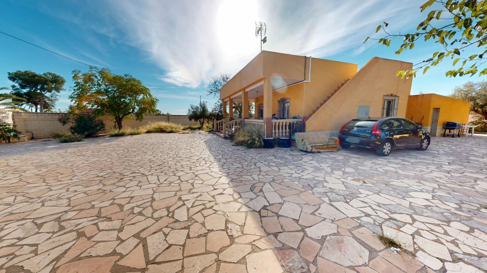 3 soveværelse Villa til salg i Alicante by med swimmingpool garage - € 270.000 (Ref: 9382398)