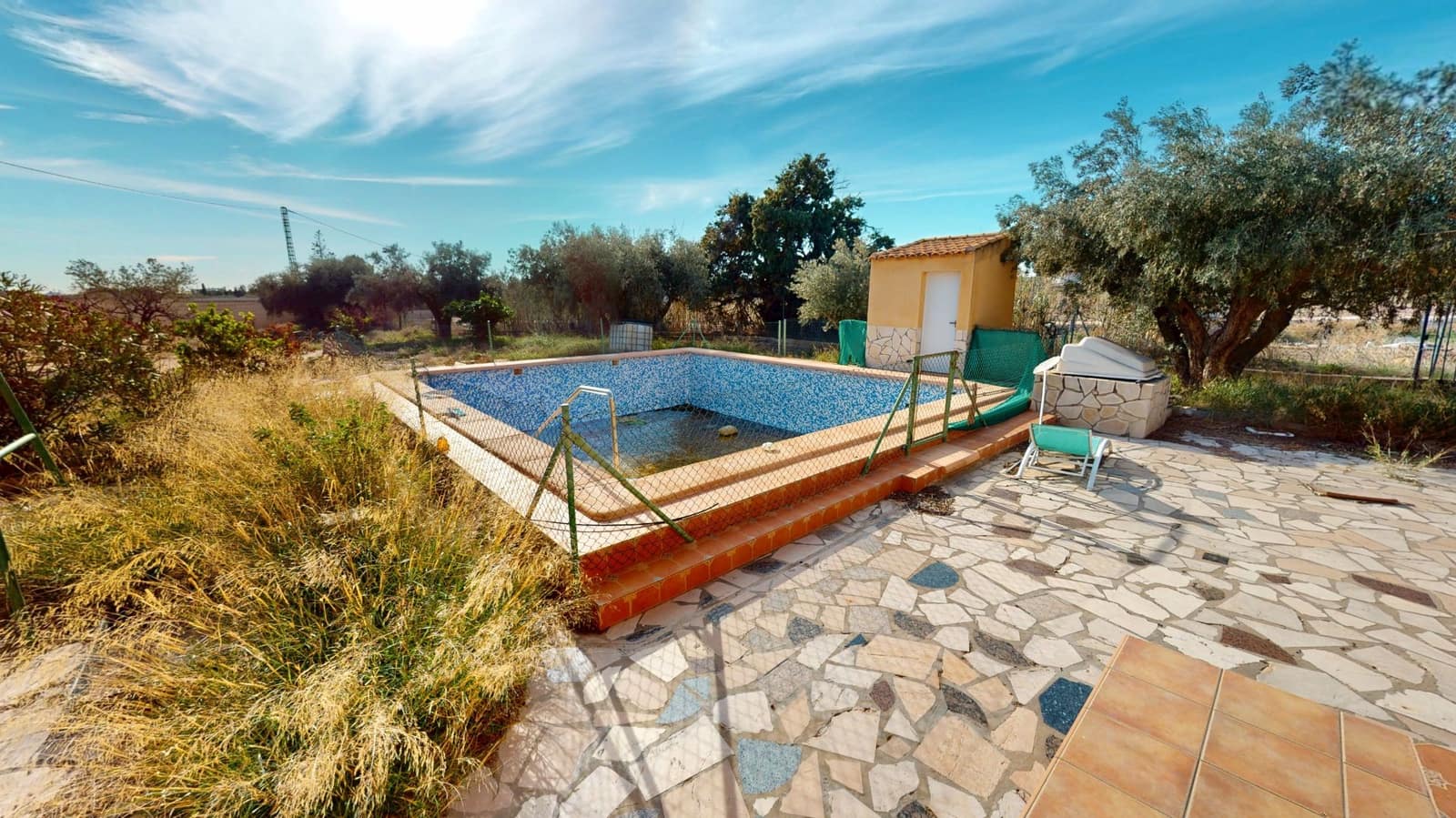 3 soveværelse Villa til salg i Alicante by med swimmingpool garage - € 270.000 (Ref: 9382398)