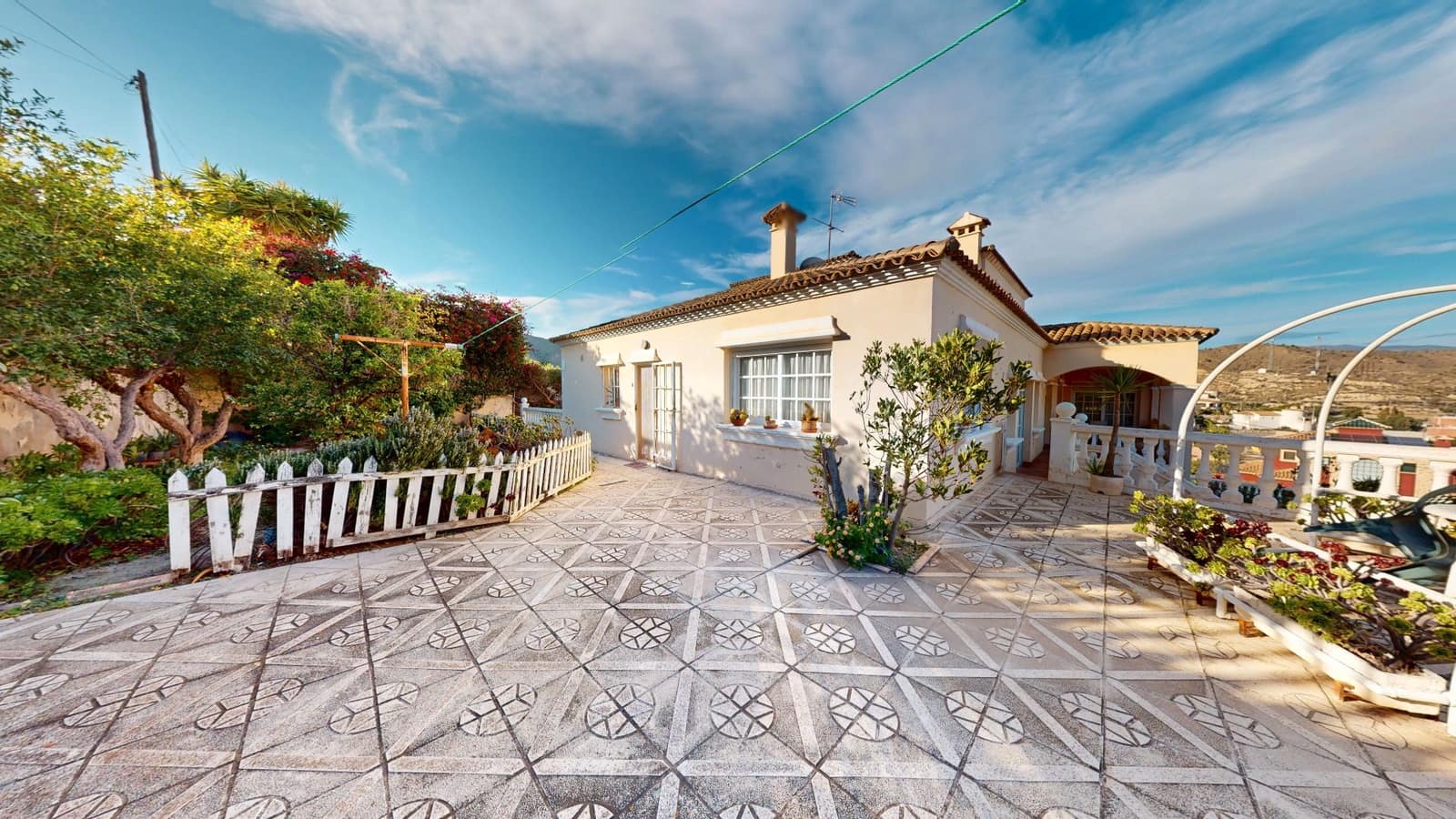 5 soveværelse Villa til salg i El Campello med swimmingpool garage - € 1.100.000 (Ref: 9384042)