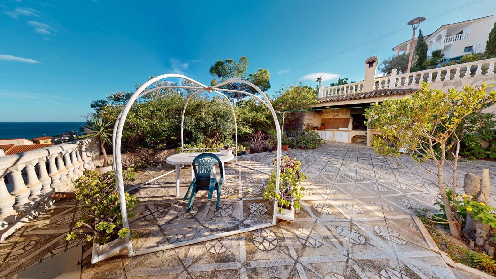 5 soveværelse Villa til salg i El Campello med swimmingpool garage - € 1.100.000 (Ref: 9384042)