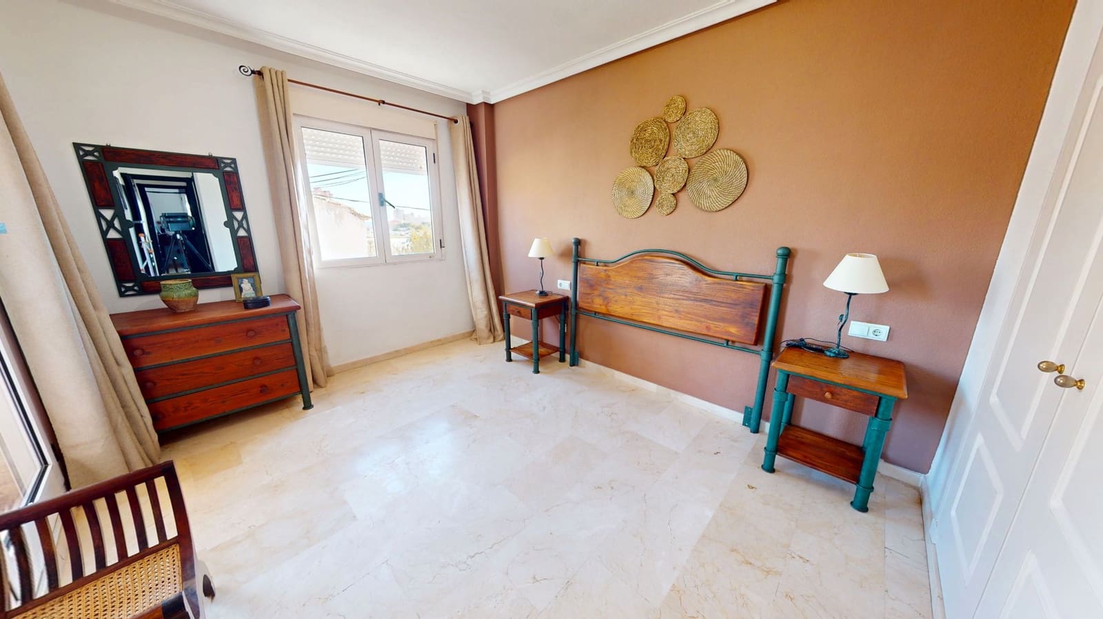 Casa de 4 habitaciones en El Campello en venta con garaje - 420.000 € (Ref: 9384952)