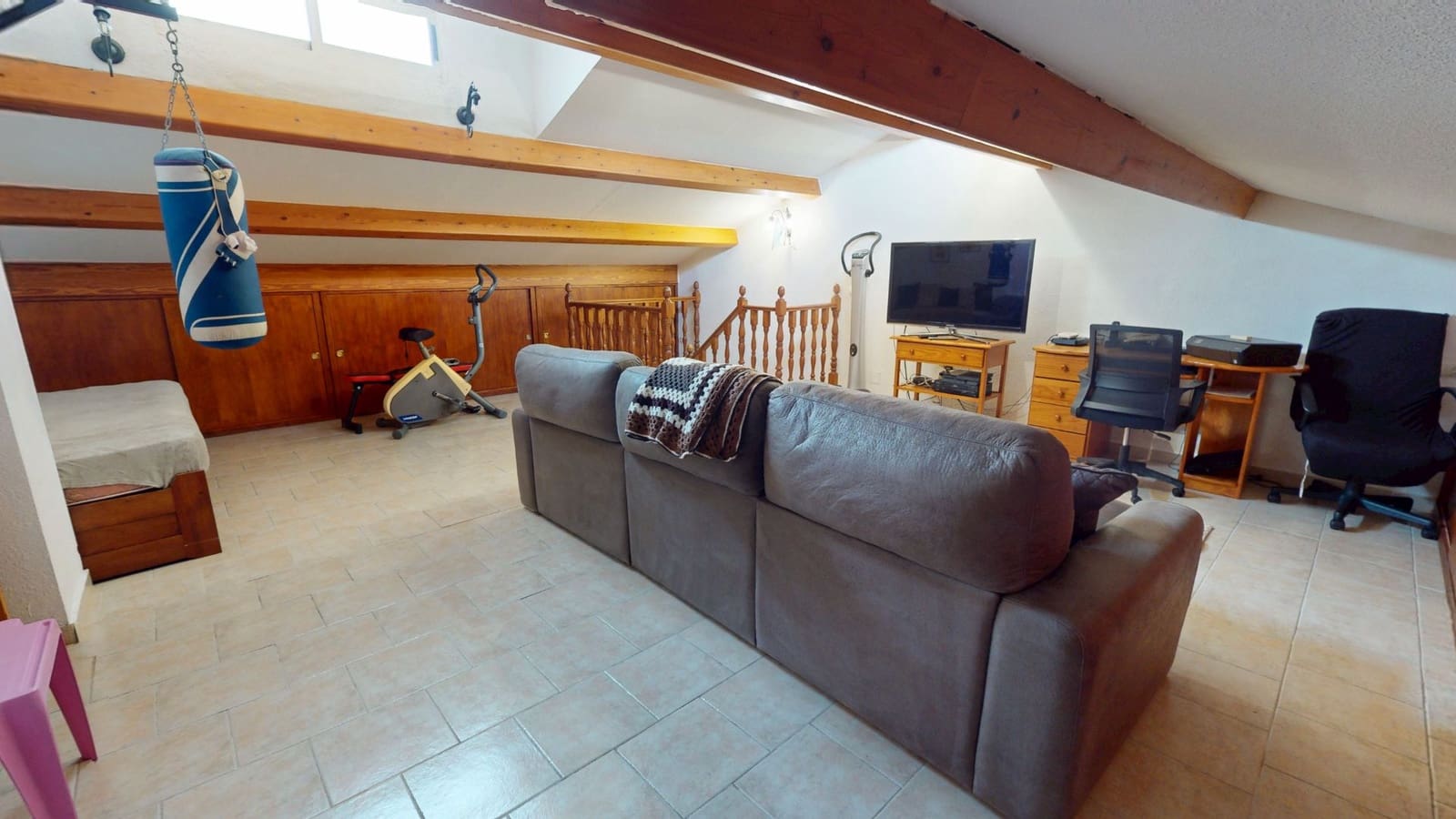 Casa de 4 habitaciones en El Campello en venta con garaje - 420.000 € (Ref: 9384952)