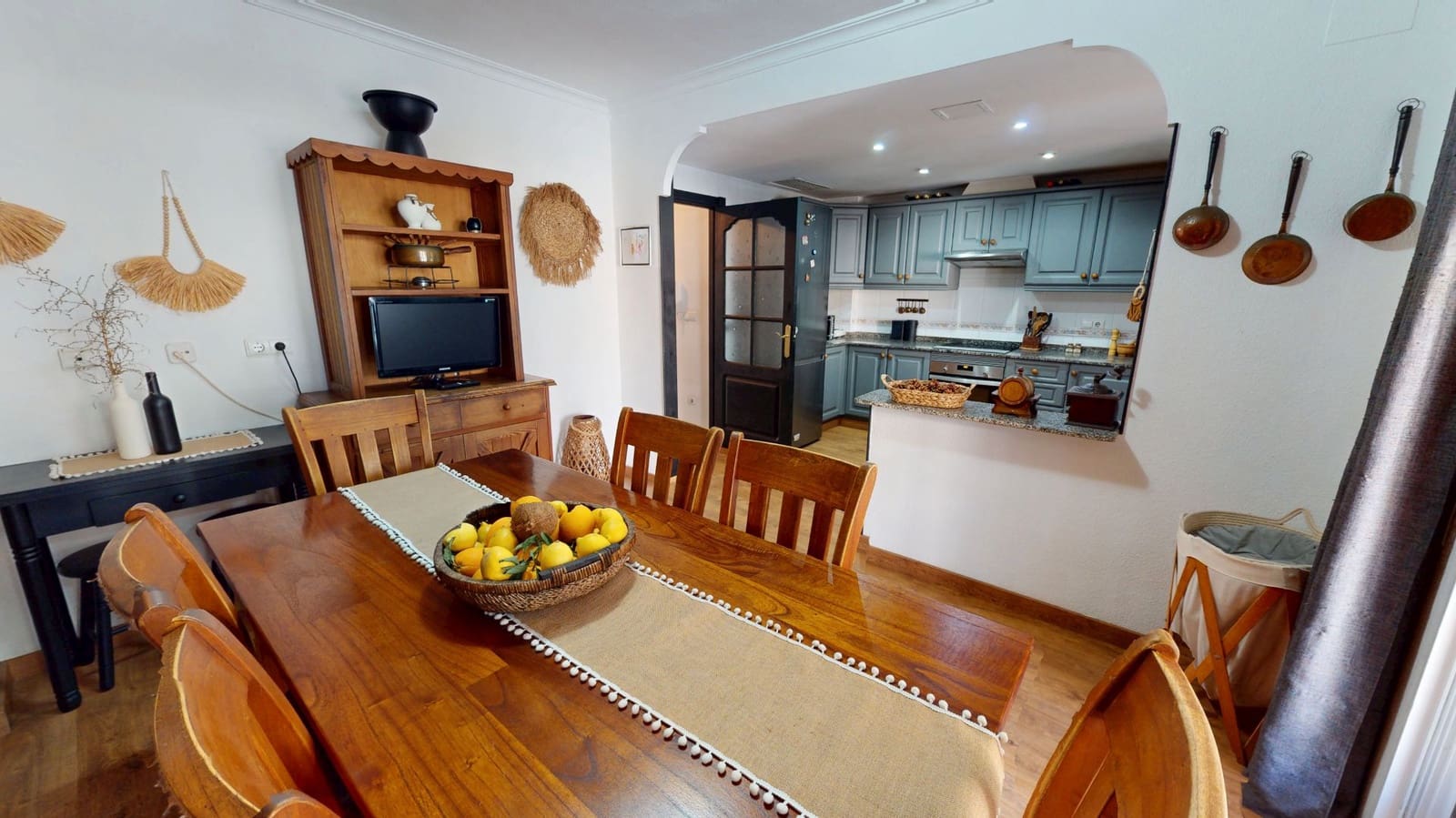 Casa de 4 habitaciones en El Campello en venta con garaje - 420.000 € (Ref: 9384952)