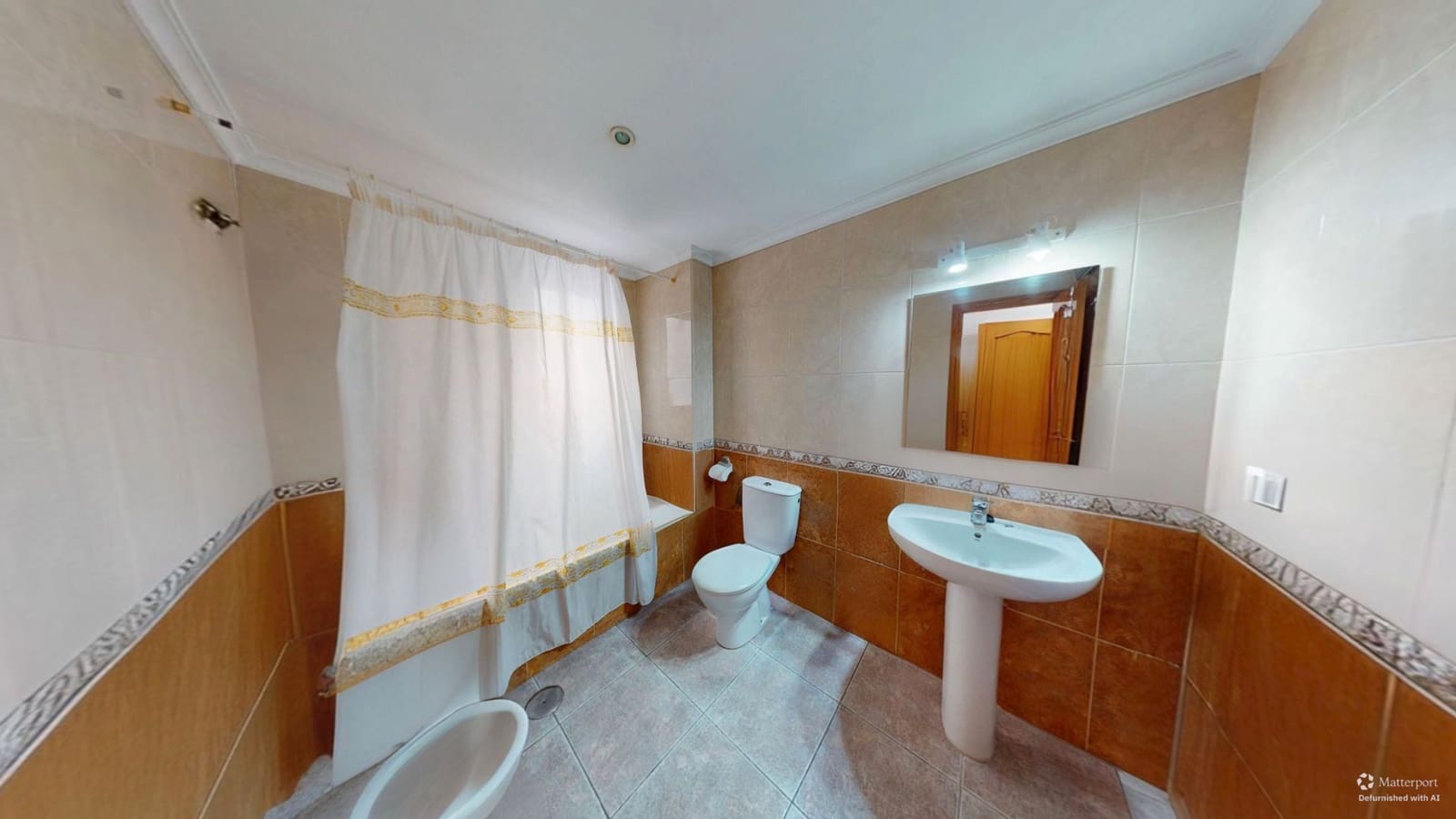 2 makuuhuone Asunto myytävänä paikassa El Campello mukana 
autotalli - 206 000 € (Ref: 9387027)