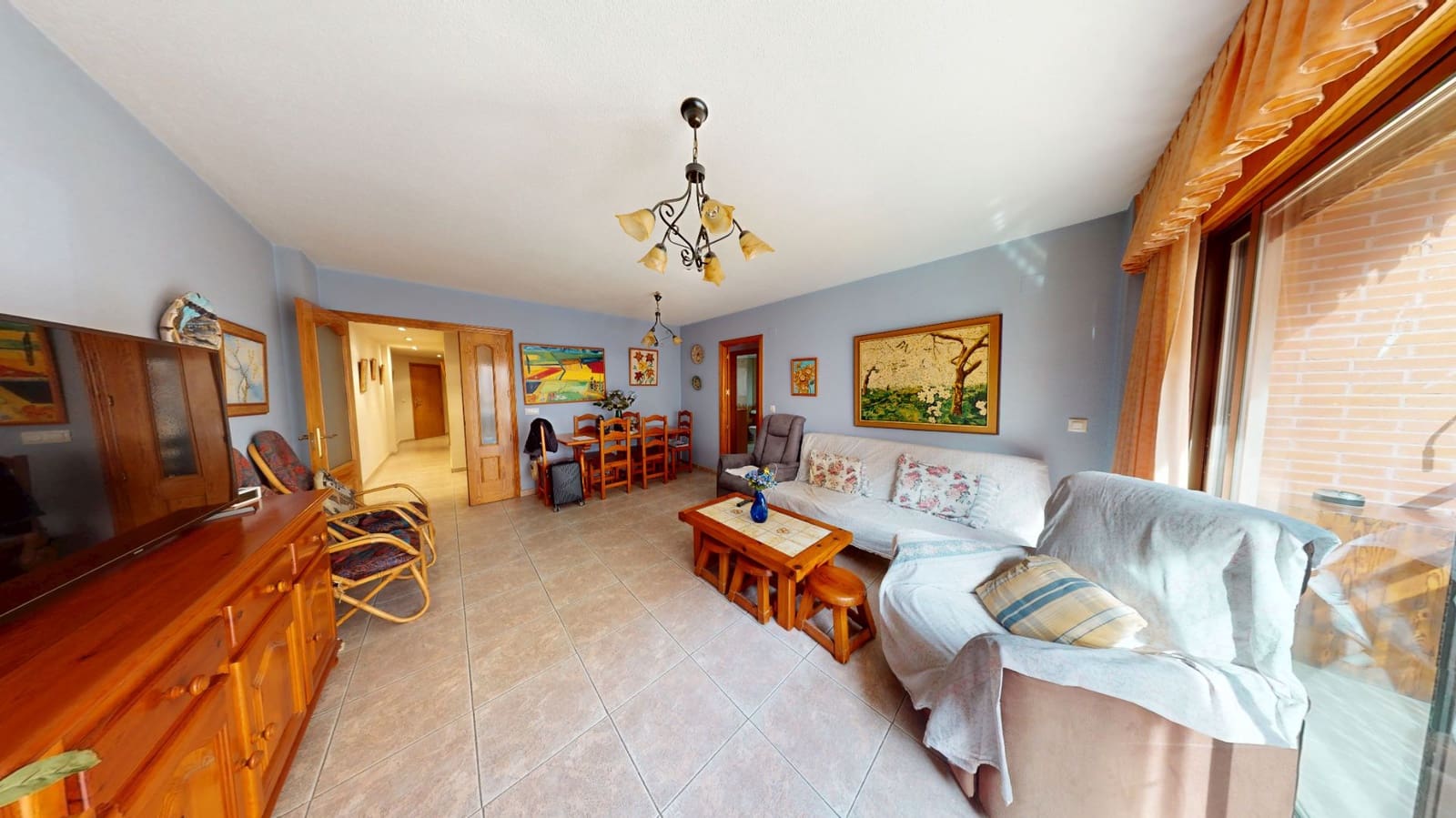 2 makuuhuone Asunto myytävänä paikassa El Campello mukana 
autotalli - 206 000 € (Ref: 9387027)