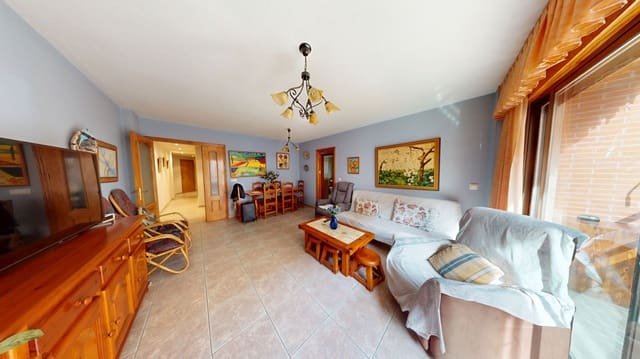 2 makuuhuone Asunto myytävänä paikassa El Campello mukana 
autotalli - 206 000 € (Ref: 9387027)