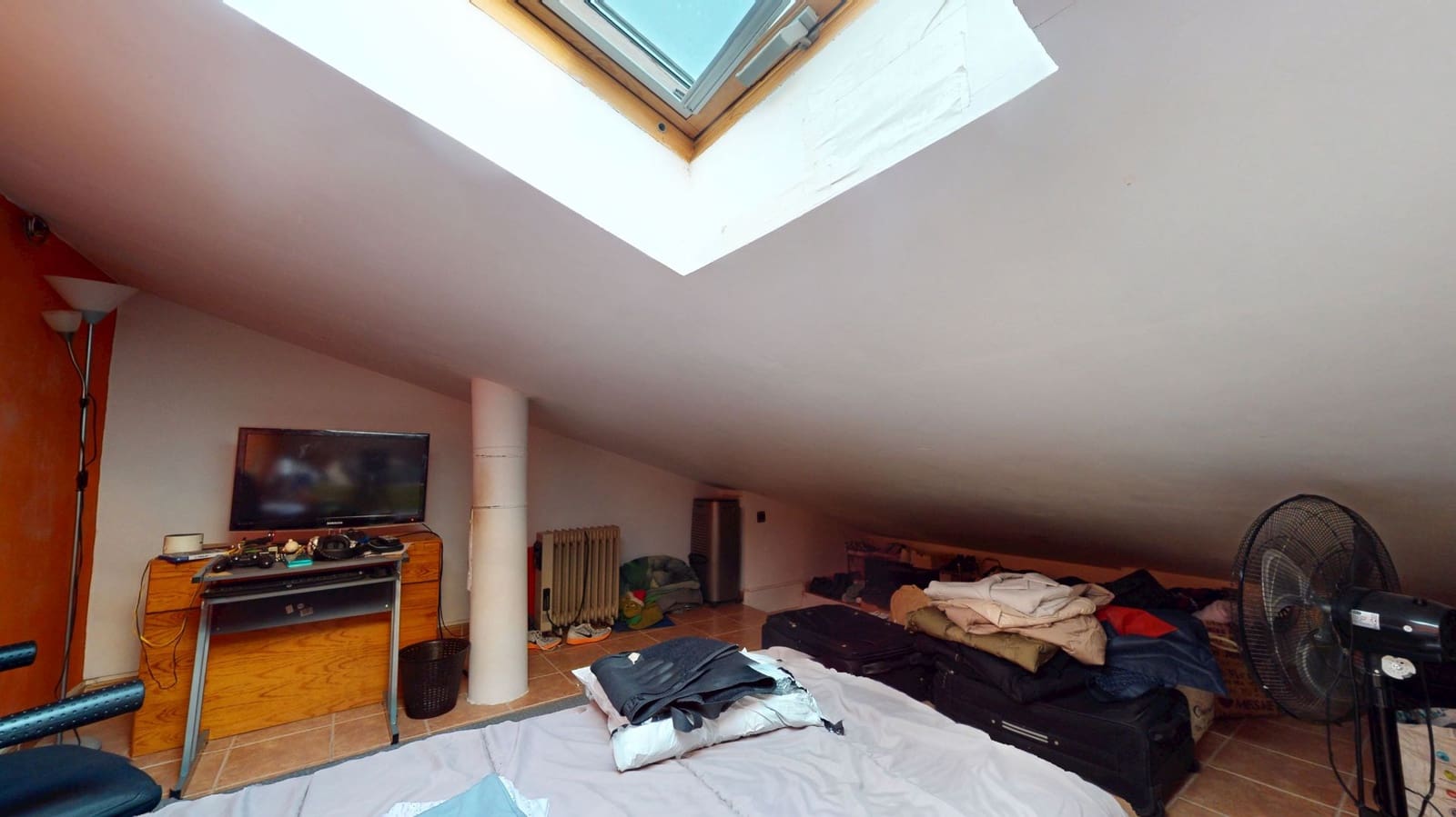 3 makuuhuone Omakotitalo myytävänä paikassa San Juan de Alicante / Sant Joan d'Alacant mukana uima-altaan 
autotalli - 272 000 € (Ref: 9429578)