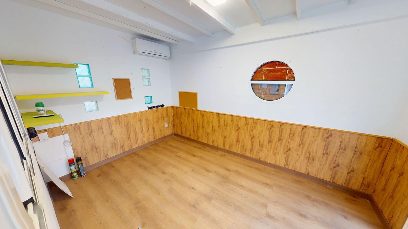 Comercial para venda em El Campello - 120 000 € (Ref: 9473230)