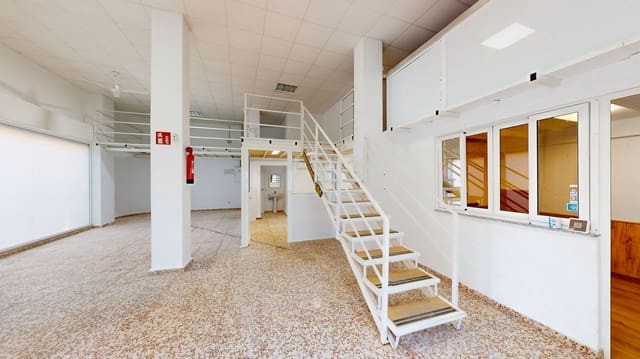 Comercial para venda em El Campello - 120 000 € (Ref: 9473230)