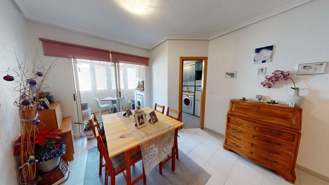 Piso de 3 habitaciones en El Campello en venta con piscina - 210.000 € (Ref: 9475668)