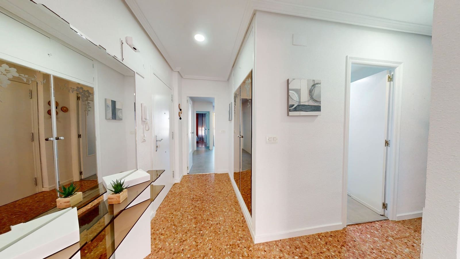 Piso de 4 habitaciones en Jijona / Xixona en venta - 150.000 € (Ref: 9475734)