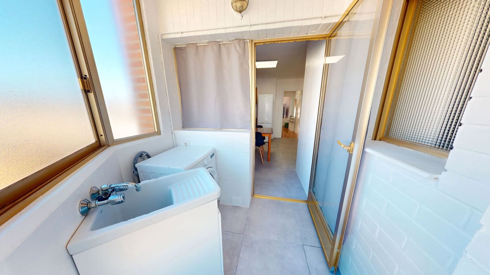 Piso de 4 habitaciones en Jijona / Xixona en venta - 150.000 € (Ref: 9475734)