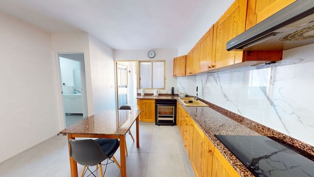 Piso de 4 habitaciones en Jijona / Xixona en venta - 150.000 € (Ref: 9475734)