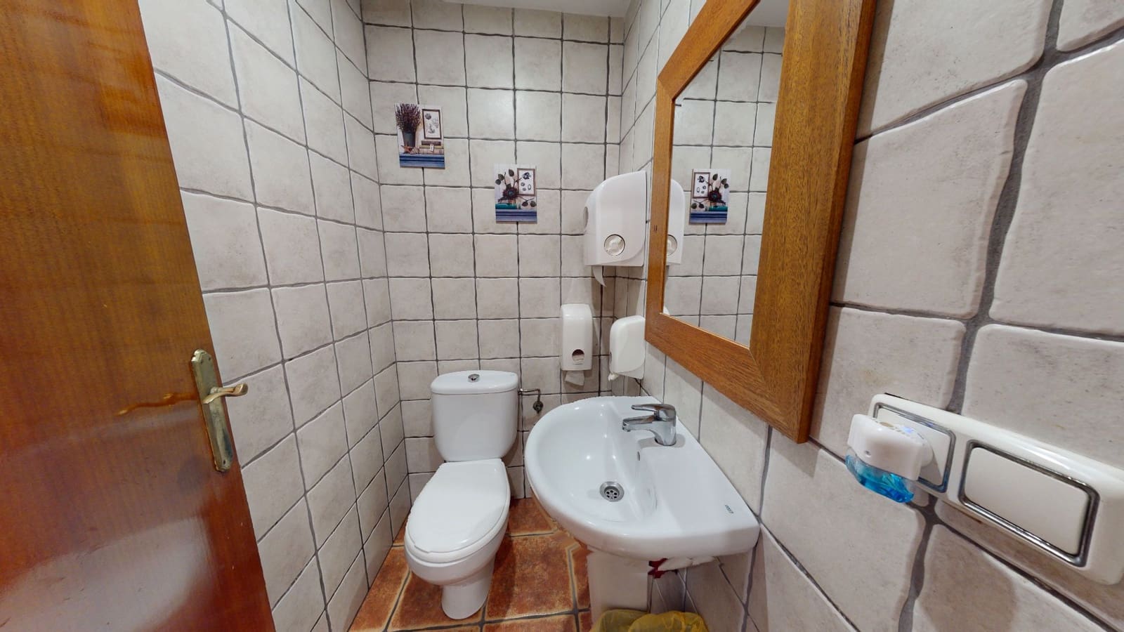 Commercial for sale in Muchamiel / Mutxamel - € 62,000 (Ref: 9503544)