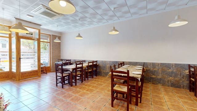 Commercial for sale in Muchamiel / Mutxamel - € 62,000 (Ref: 9503544)