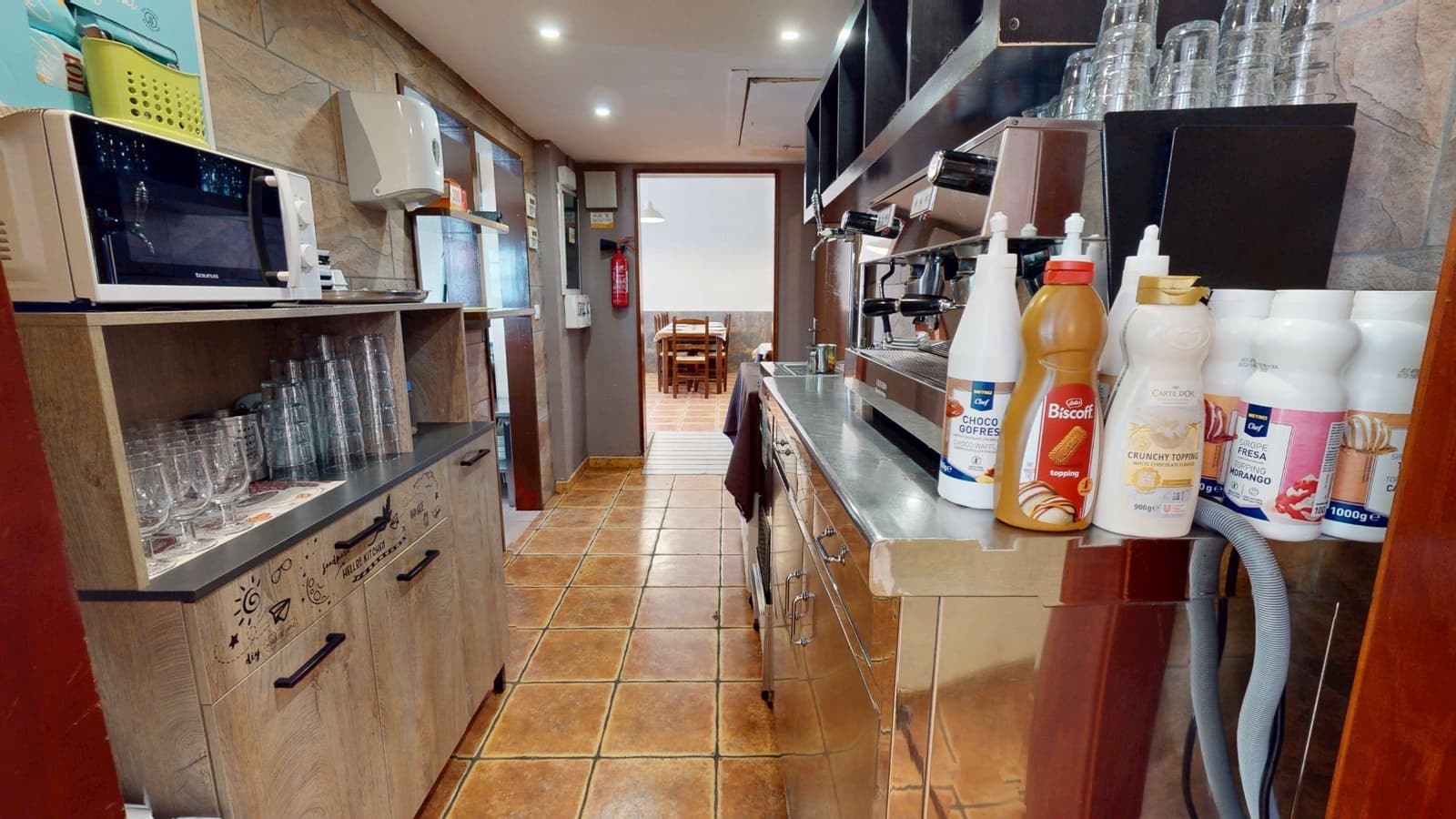 Commercial for sale in Muchamiel / Mutxamel - € 62,000 (Ref: 9503544)