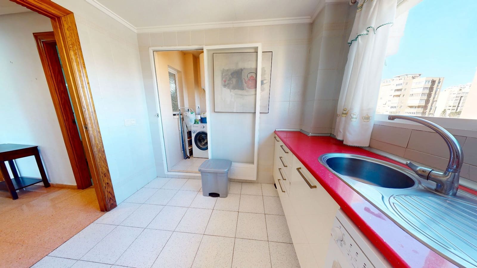 2 soverom Leilighet til salgs i Alicante by med svømmebasseng garasje - € 339 000 (Ref: 9537104)