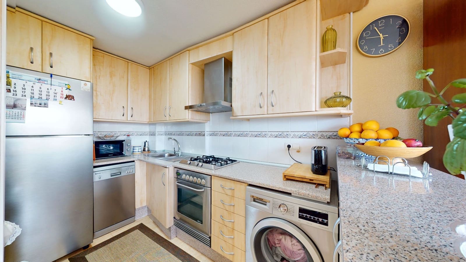 2 Zimmer Wohnung zu verkaufen in Alicante / Alacant Stadt mit Pool Garage - 330.000 € (Ref: 9569994)