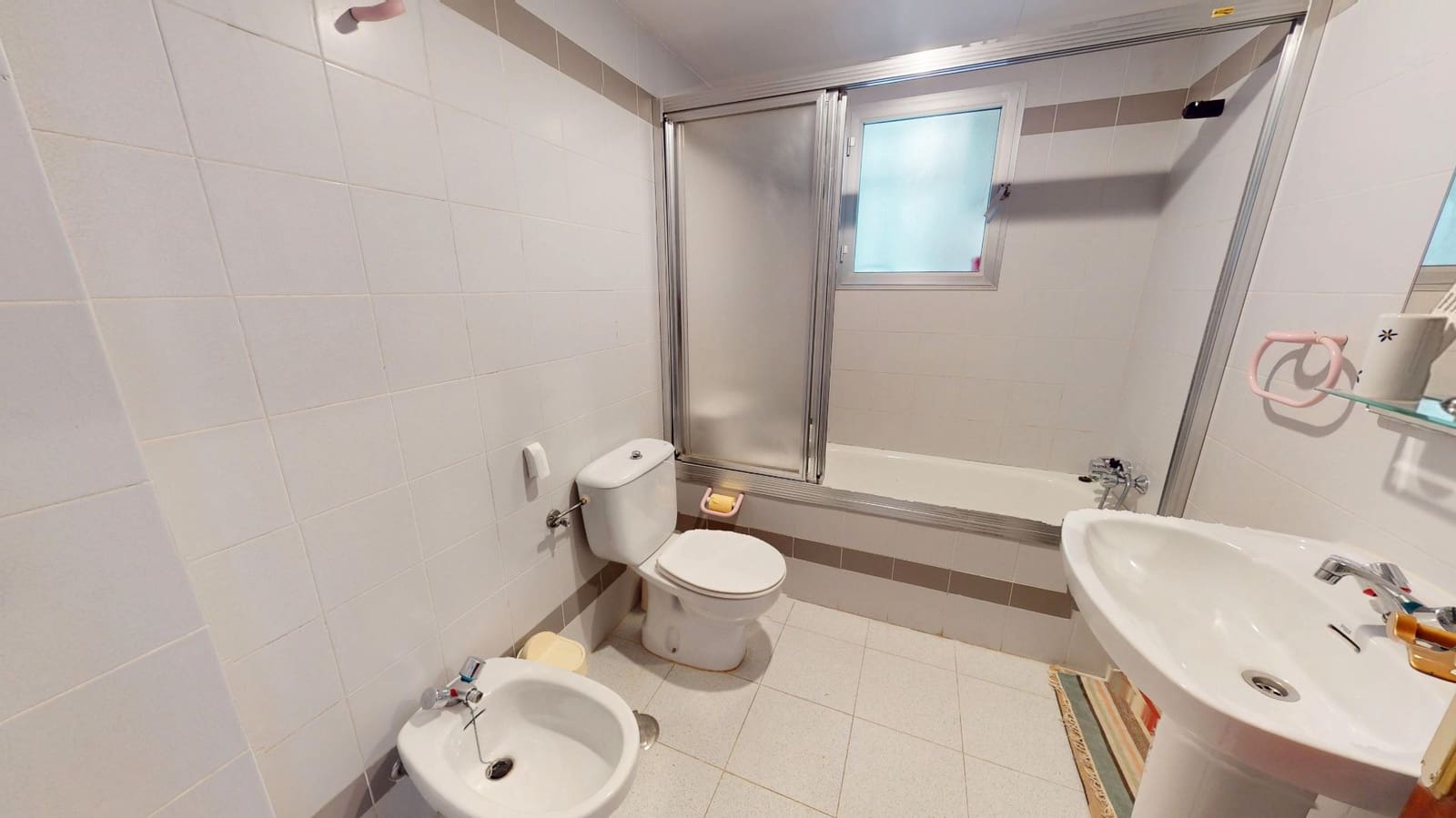 3 Zimmer Wohnung zu verkaufen in San Juan de Alicante / Sant Joan d'Alacant mit Garage - 260.000 € (Ref: 9573681)