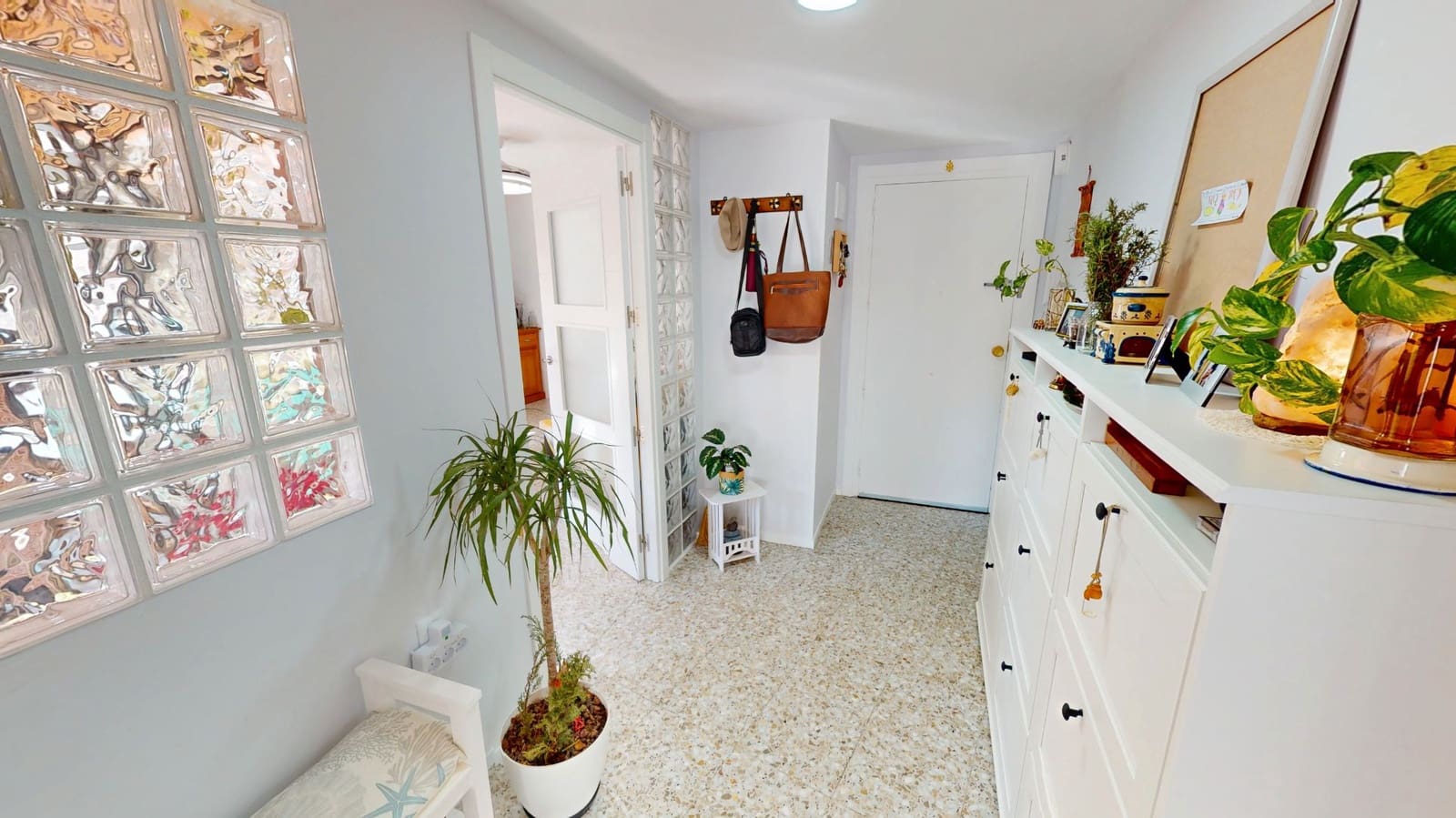 3 slaapkamer Flat te koop in El Campello - € 195.000 (Ref: 9588361)