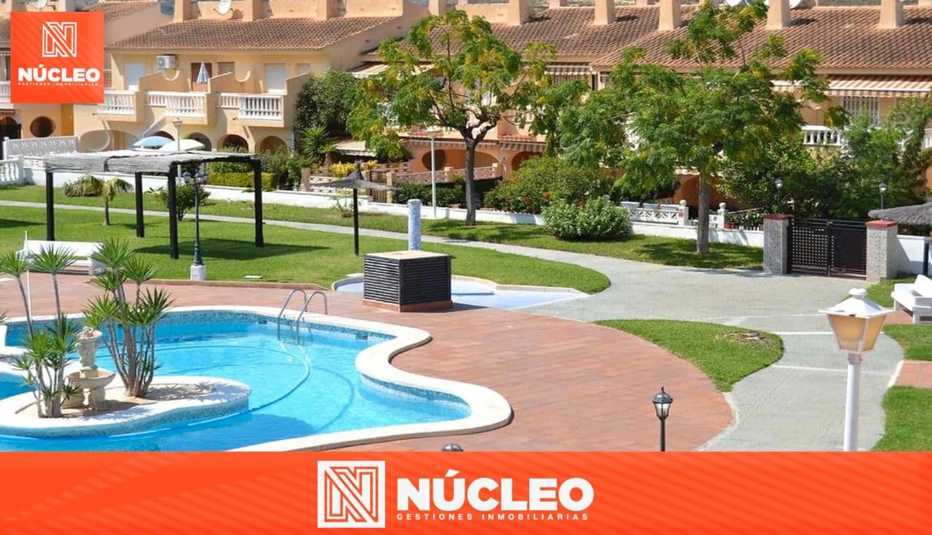 2 bedroom Semi-detached Villa for sale in El Campello with pool garage - € 230,000 (Ref: 9588362)