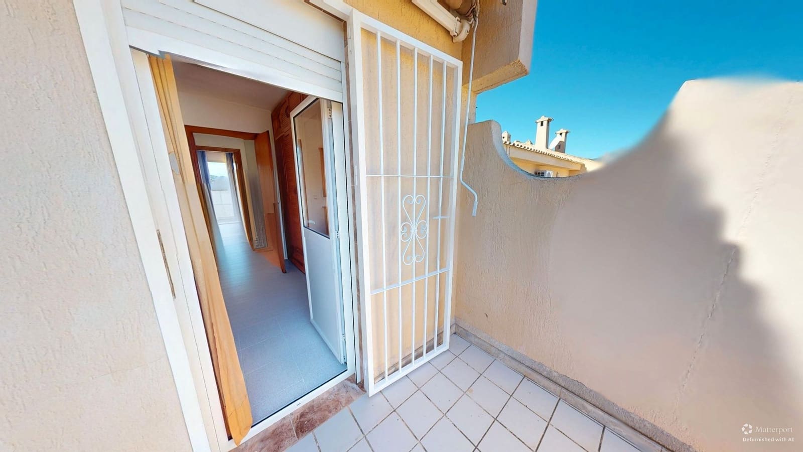 2 bedroom Semi-detached Villa for sale in El Campello with pool garage - € 230,000 (Ref: 9588362)