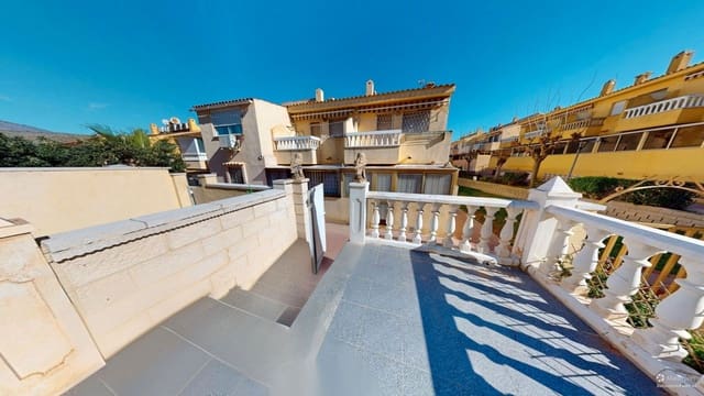 Pareado de 2 habitaciones en Cala d'Or, El Campello en venta con piscina garaje - 230.000 € (Ref: 9588362)