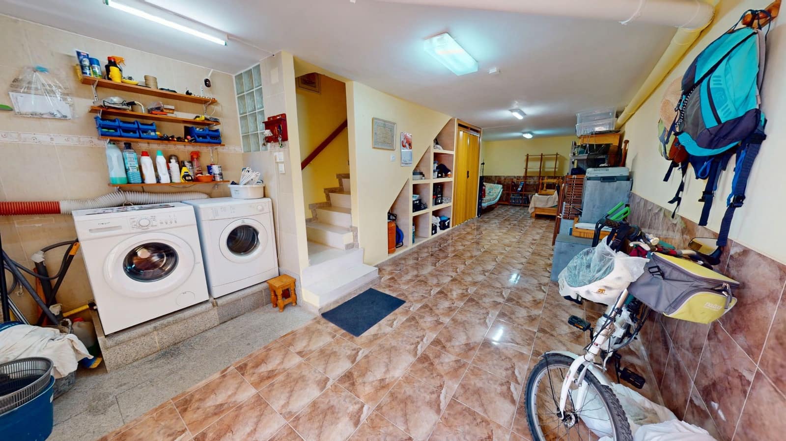 2 bedroom Semi-detached Villa for sale in El Campello with pool garage - € 230,000 (Ref: 9588362)