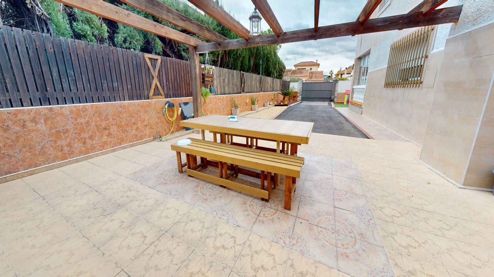 6 quarto Moradia para venda em Muchamiel / Mutxamel com piscina garagem - 526 000 € (Ref: 9603535)