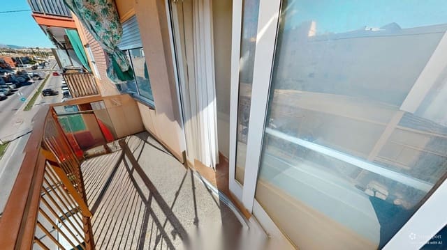 3 makuuhuone Asunto myytävänä paikassa El Campello - 155 000 € (Ref: 9635244)