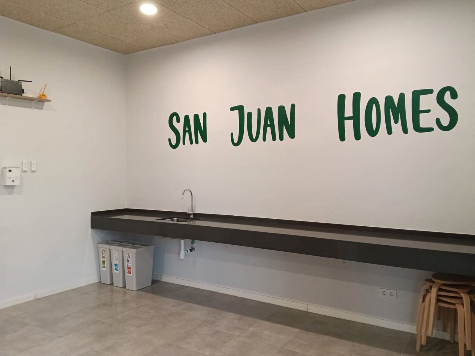 2 bedroom Flat for sale in Alicante / Alacant city with pool garage - € 449,000 (Ref: 9640772)