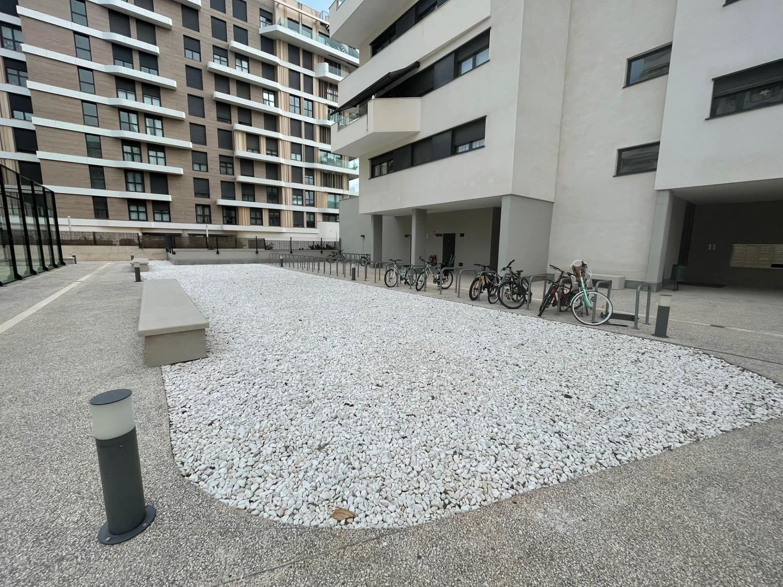 2 bedroom Flat for sale in Alicante / Alacant city with pool garage - € 449,000 (Ref: 9640772)