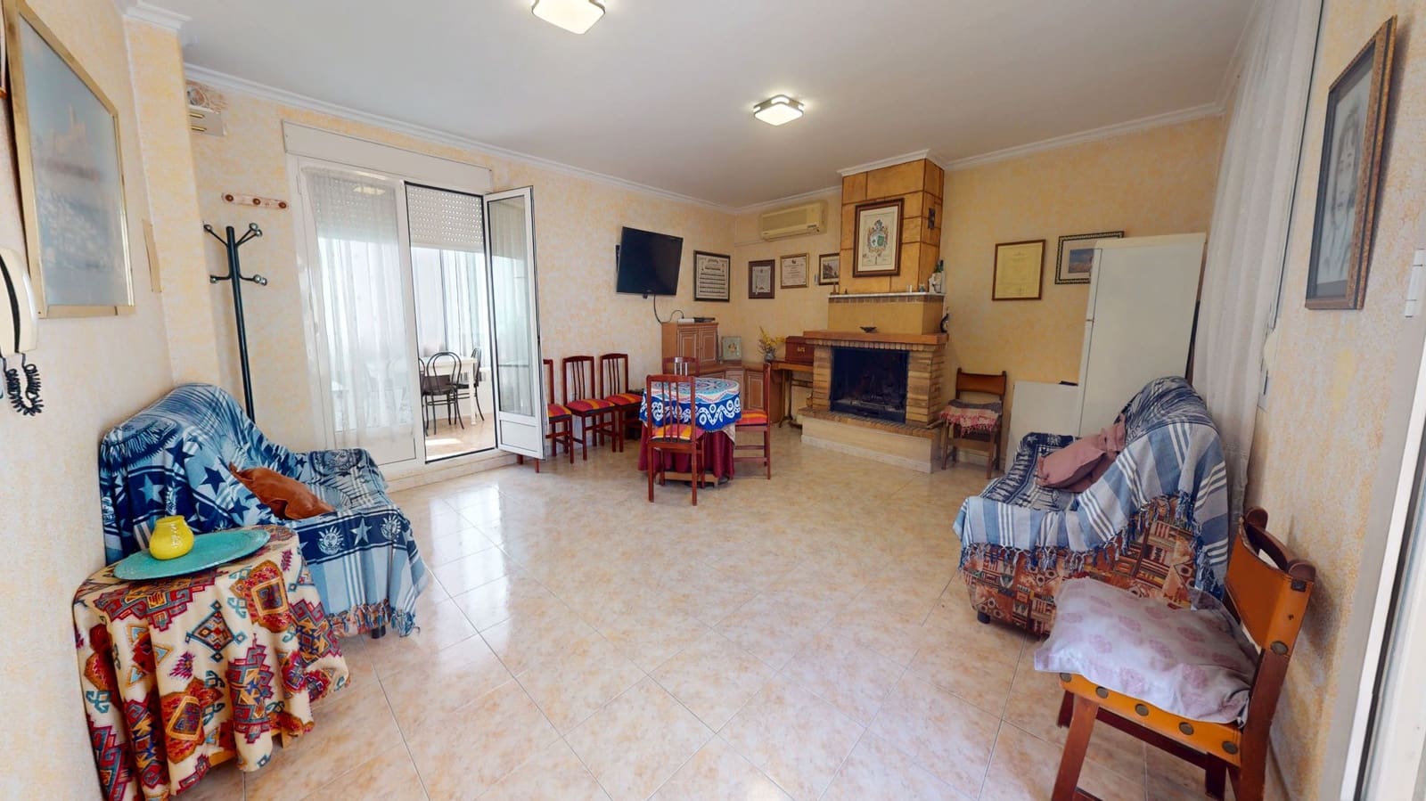 3 slaapkamer Flat te koop in Sax - € 170.000 (Ref: 9645635)