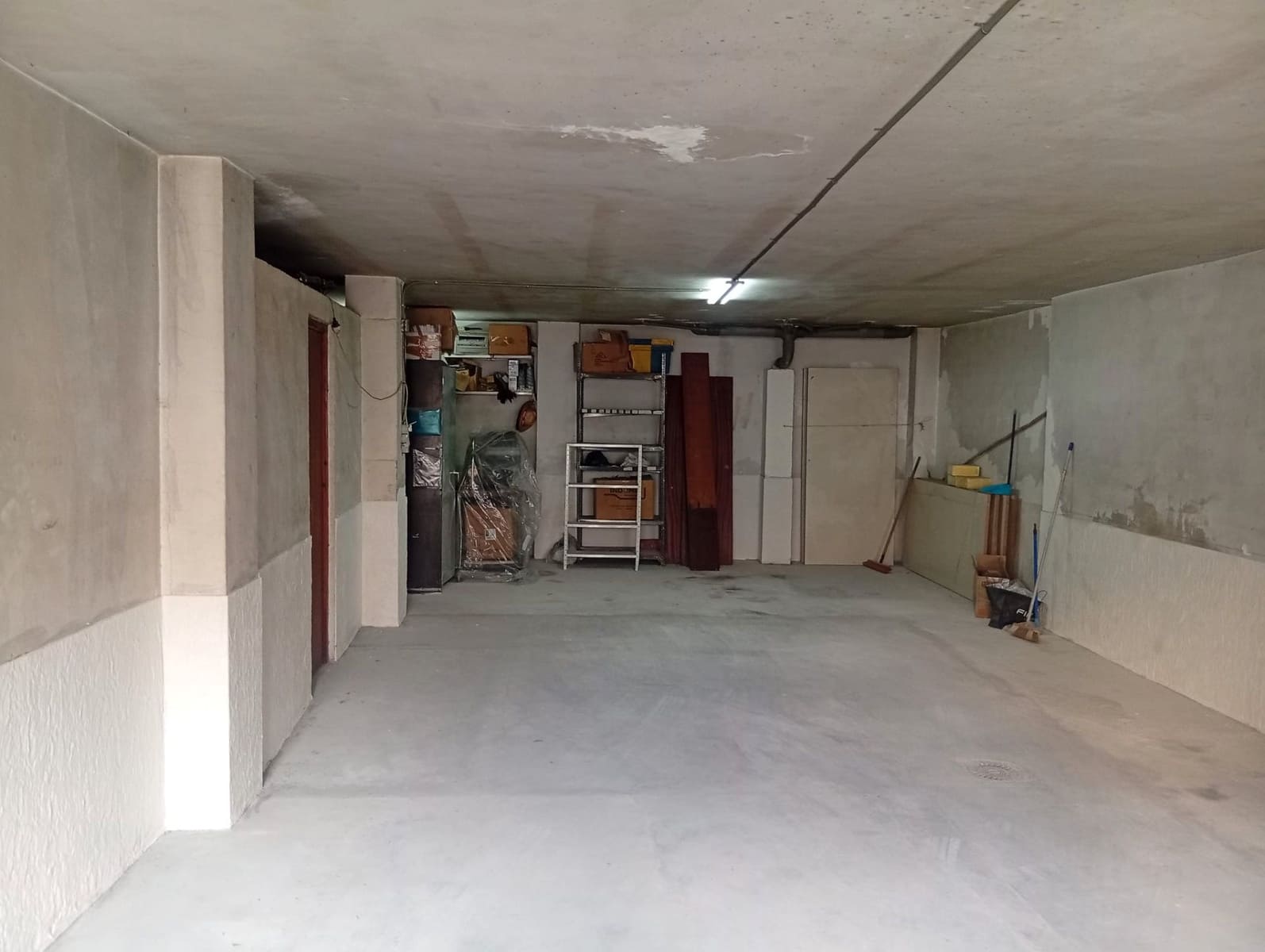 4 bedroom Flat for sale in Alicante / Alacant city with garage - € 165,000 (Ref: 9667115)