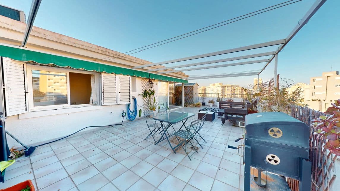 1 quarto Penthouse para venda em Alicante cidade com piscina - 314 900 € (Ref: 9685273)