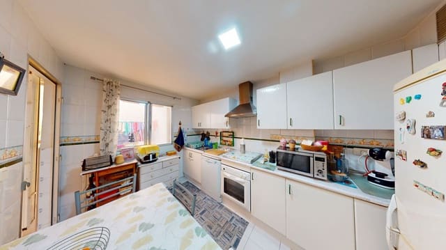 3 slaapkamer Flat te koop in El Campello met garage - € 229.000 (Ref: 9688643)