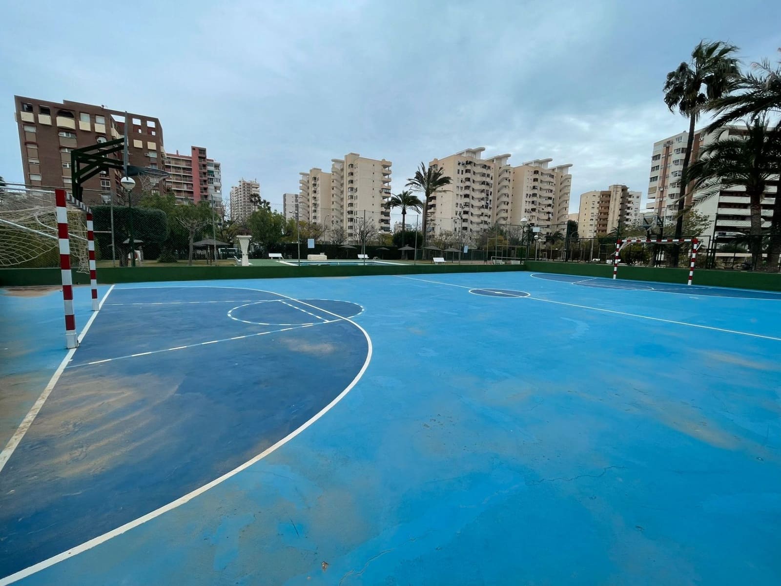 3 makuuhuone Asunto myytävänä paikassa Alicante kaupunki mukana uima-altaan 
autotalli - 379 000 € (Ref: 9702444)