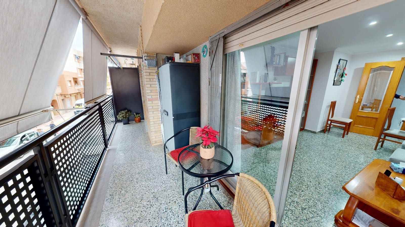 3 bedroom Flat for sale in Muchamiel / Mutxamel - € 160,000 (Ref: 9708012)