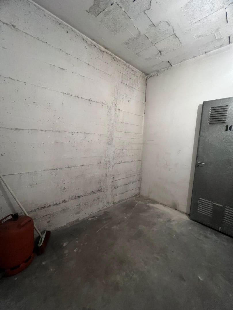 Garage for sale in Muchamiel / Mutxamel - € 9,000 (Ref: 9708013)