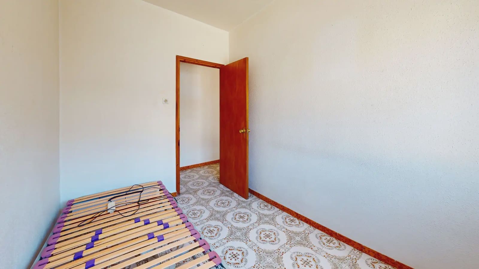 3 slaapkamer Villa te koop in El Campello - € 170.000 (Ref: 9733794)