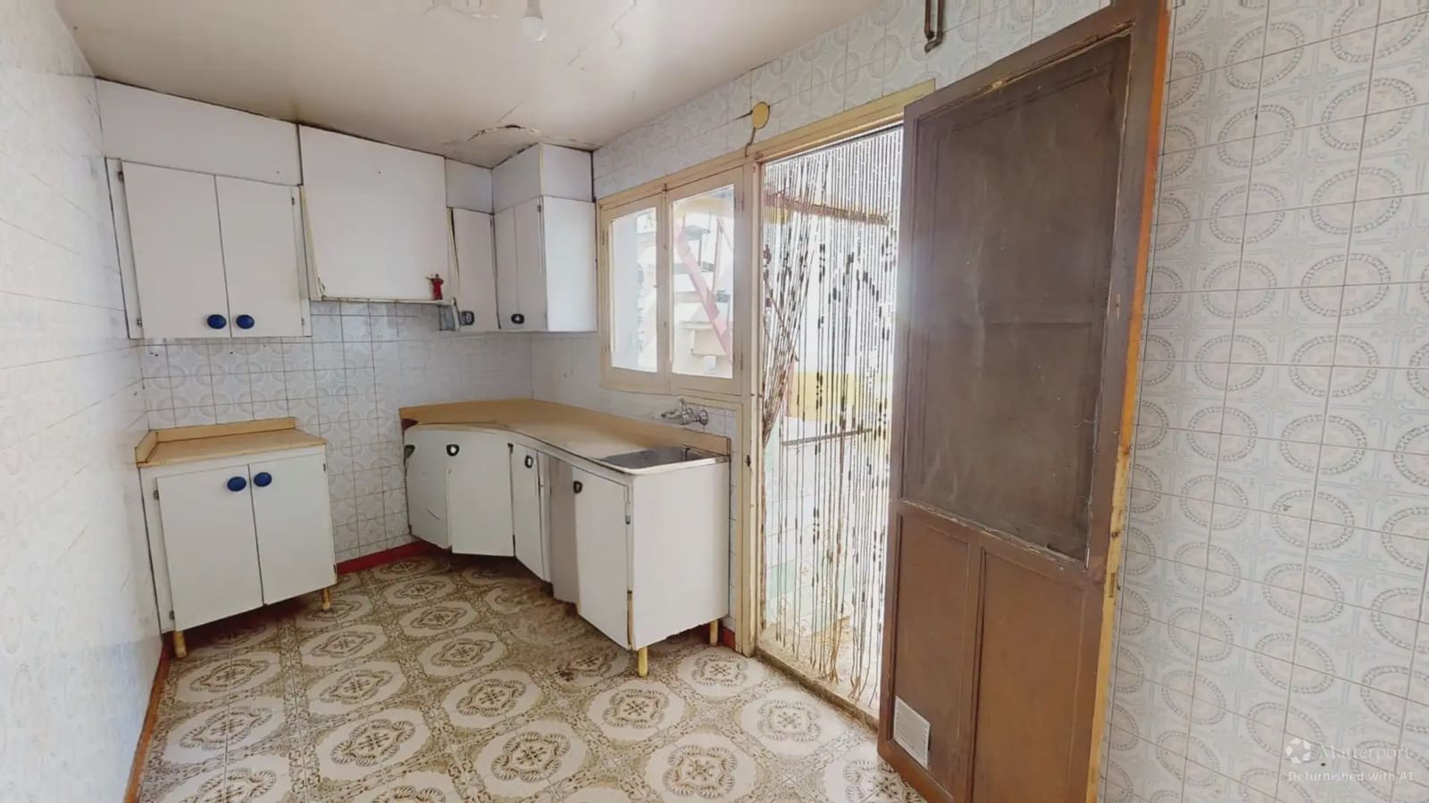 3 slaapkamer Villa te koop in El Campello - € 170.000 (Ref: 9733794)