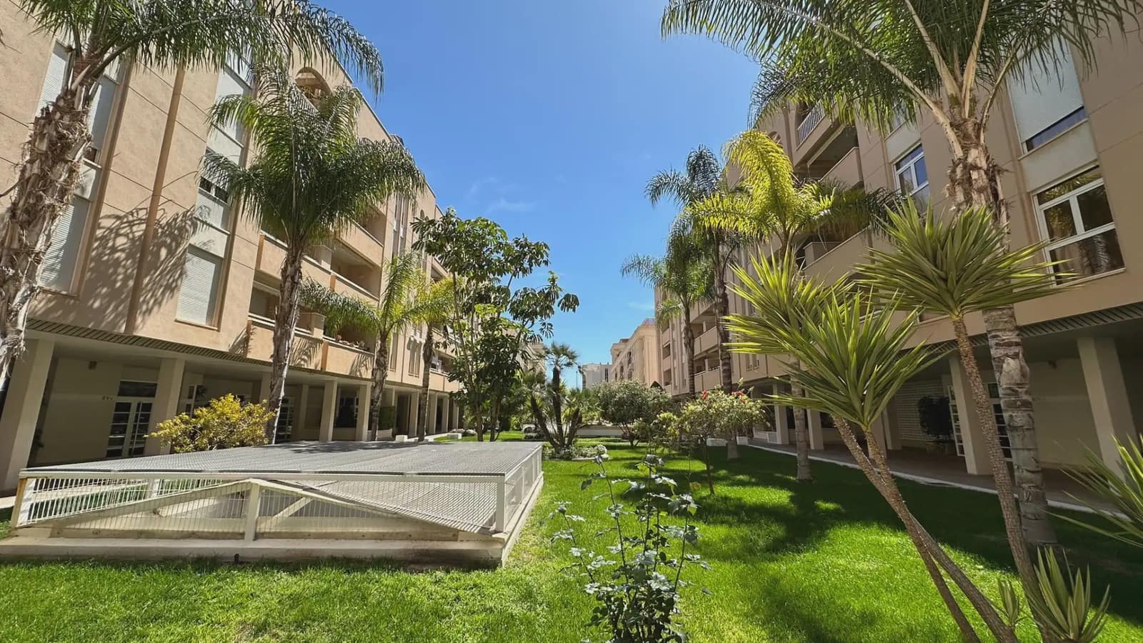 3 chambre Appartement à vendre à San Juan de Alicante / Sant Joan d'Alacant avec garage - 290 000 € (Ref: 9734228)