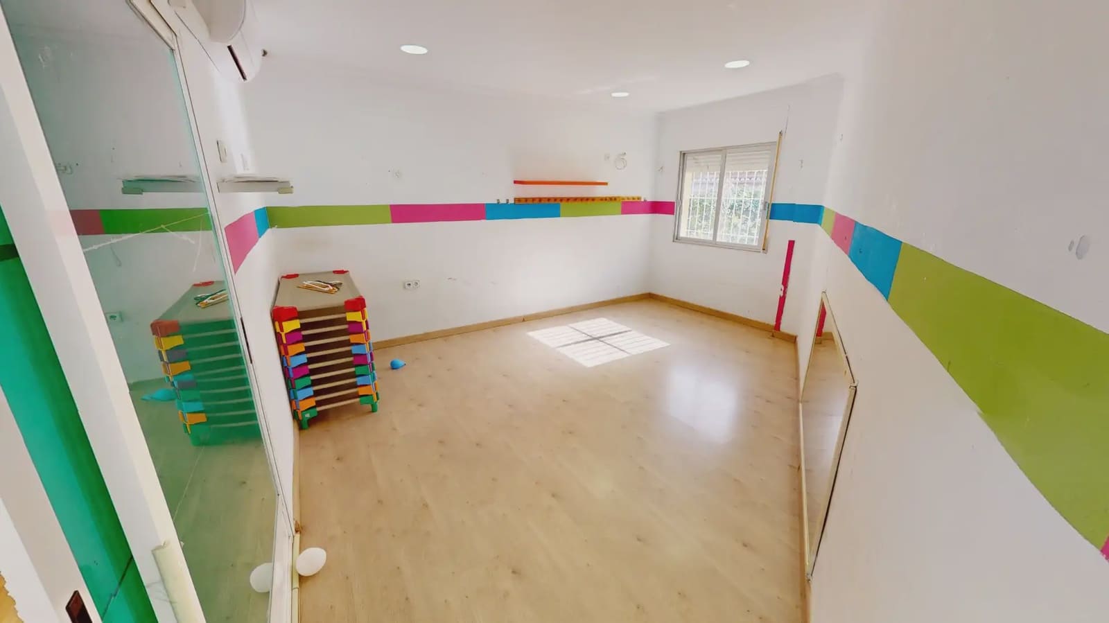 2 sypialnia Bungalow na sprzedaż w El Campello - 270 000 € (Ref: 9754266)