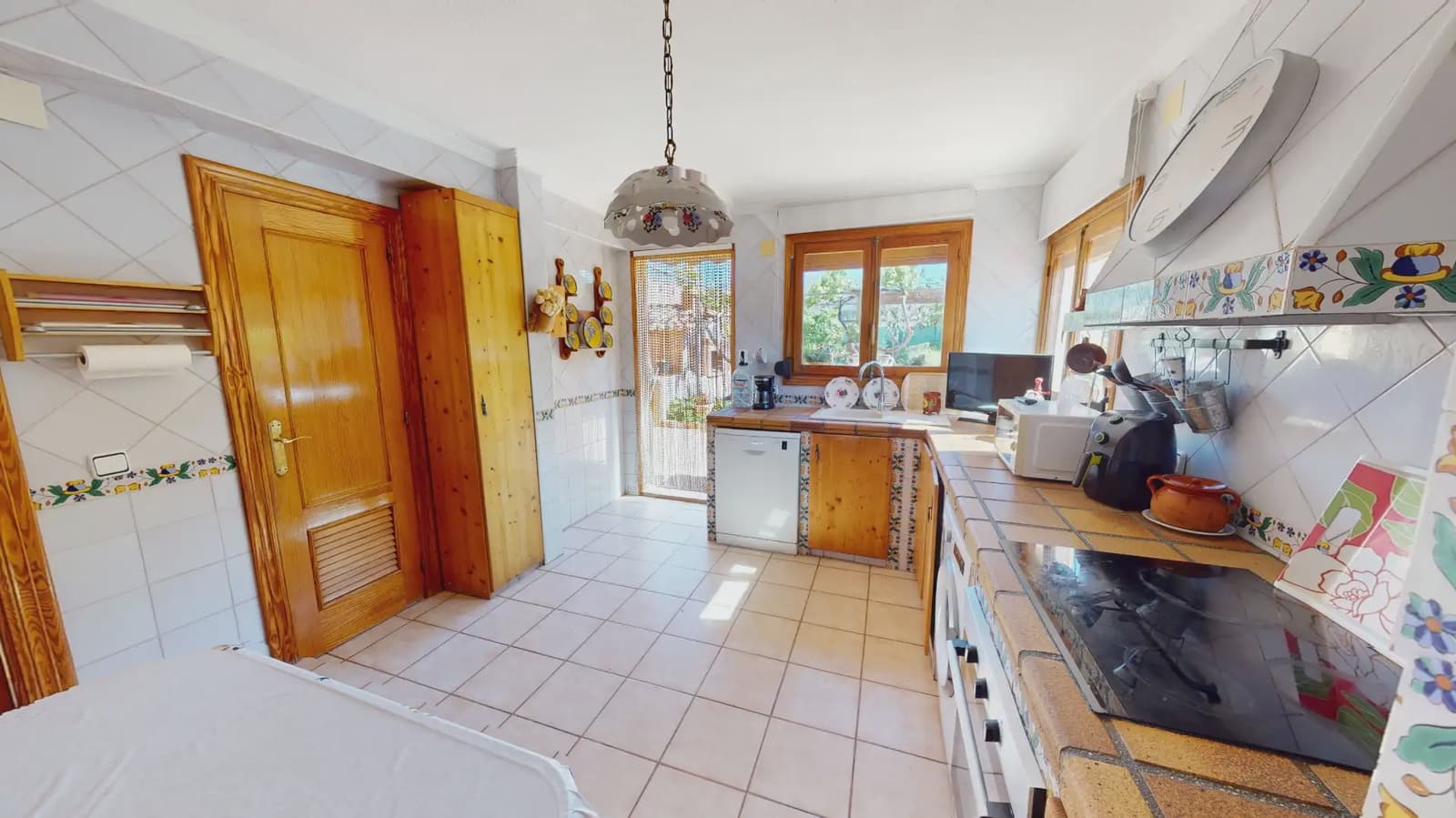 11 sovrum Villa till salu i Busot med pool garage - 527 500 € (Ref: 9787826)