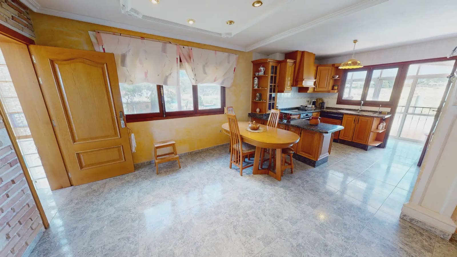 11 sovrum Villa till salu i Busot med pool garage - 527 500 € (Ref: 9787826)