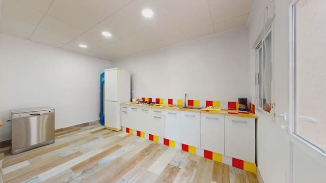 1 makuuhuone Huvila myytävänä paikassa Villena mukana 
autotalli - 160 000 € (Ref: 9789461)