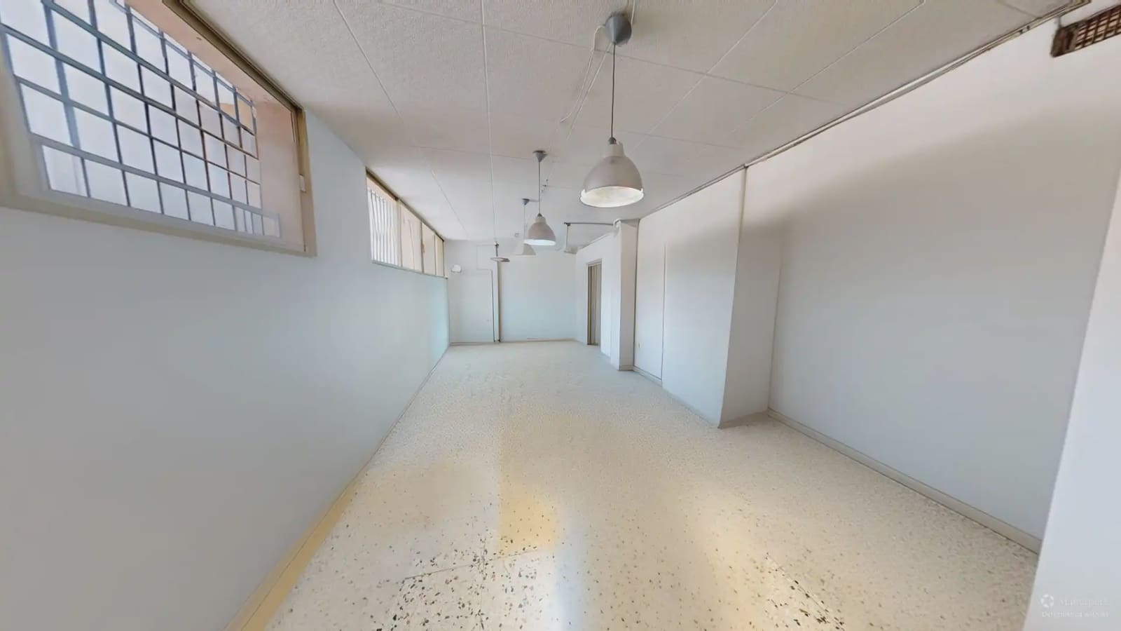 Commercial for sale in El Campello - € 159,000 (Ref: 9789669)